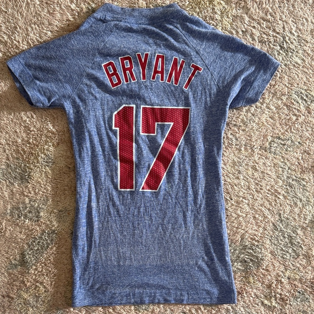 Chicago Cubs v neck girls t shirt short sleeve Bryant #17 baseball small 7/8